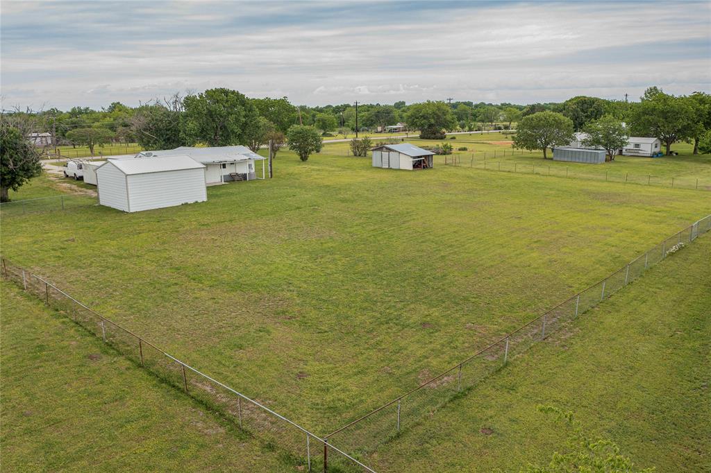 1501 Joyce Road Kaufman, TX 75142 - Photo 10 of 37 a view of a city