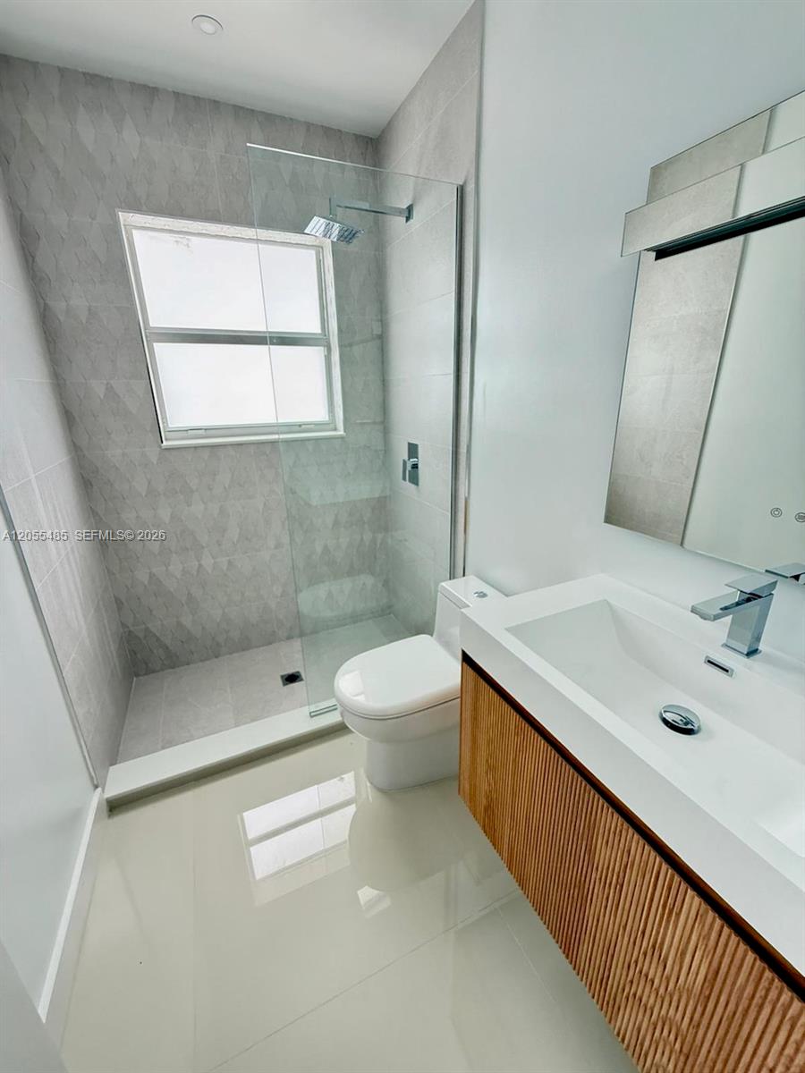 1365 Daytonia Road Miami Beach, FL 33141 - Photo 34 of 41 Gallery Image 34