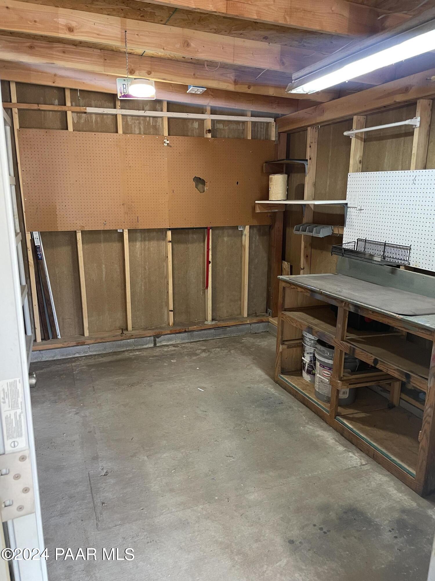 1803 Thumb Butte Road Prescott, AZ 86305 - Photo 36 of 42 Shop with bench