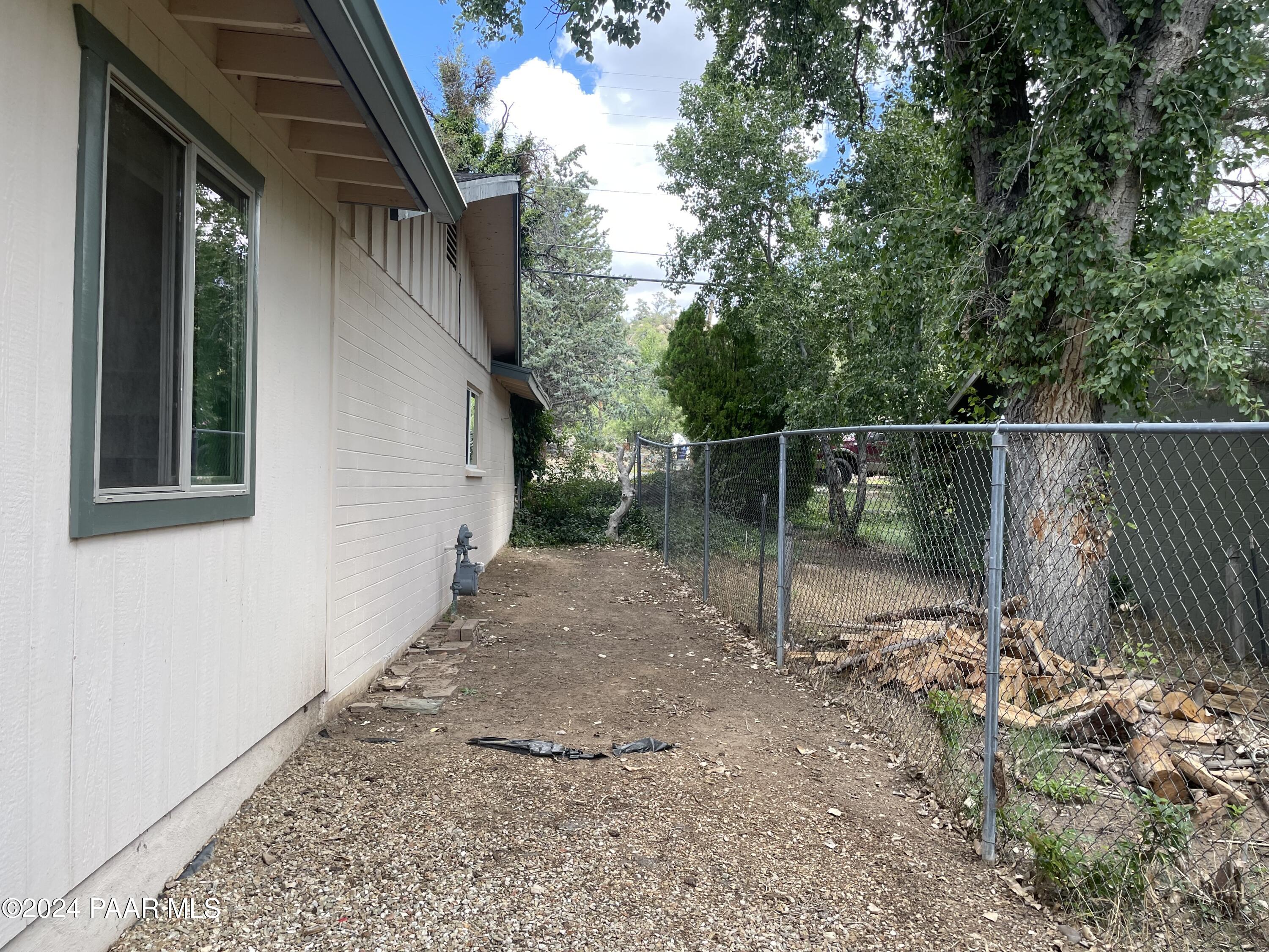 1803 Thumb Butte Road Prescott, AZ 86305 - Photo 42 of 42 East side yard