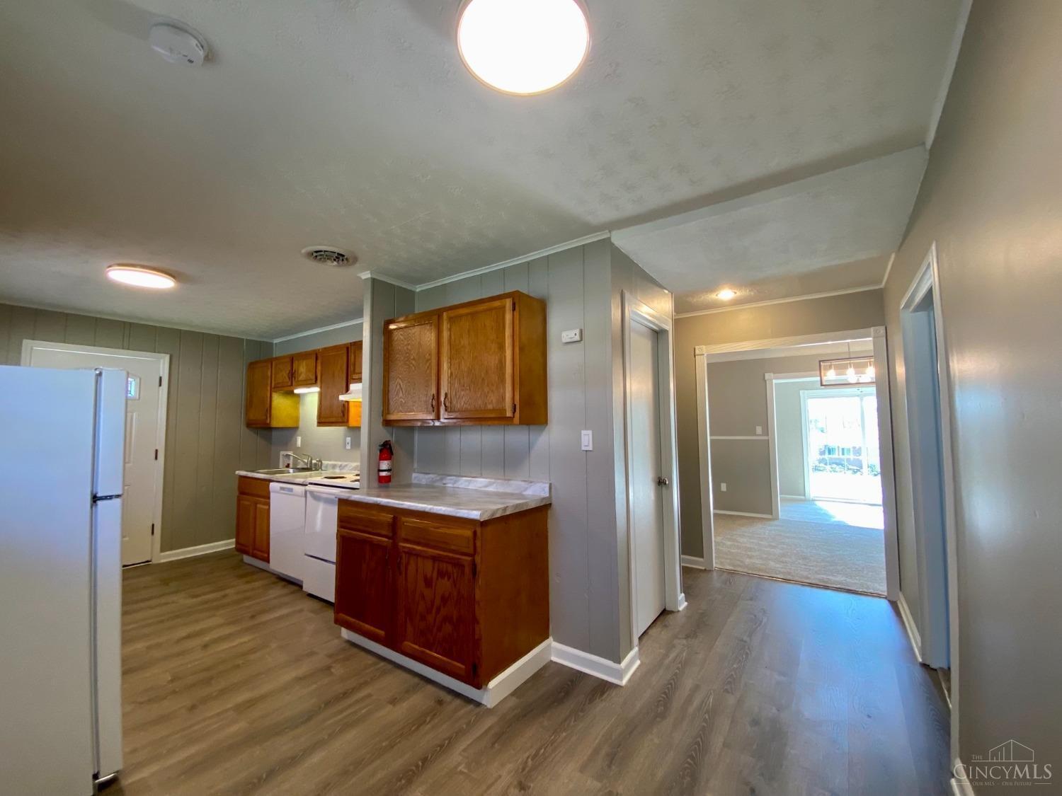 2497 Wenning Road Cincinnati, OH 45231 - Photo 16 of 41 Gallery Image 16