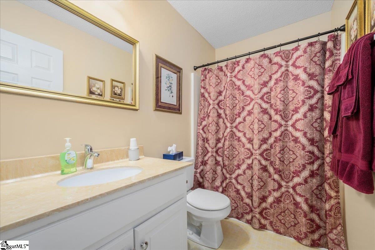 108 Commons Drive Easley, SC 29642 - Photo 28 of 36