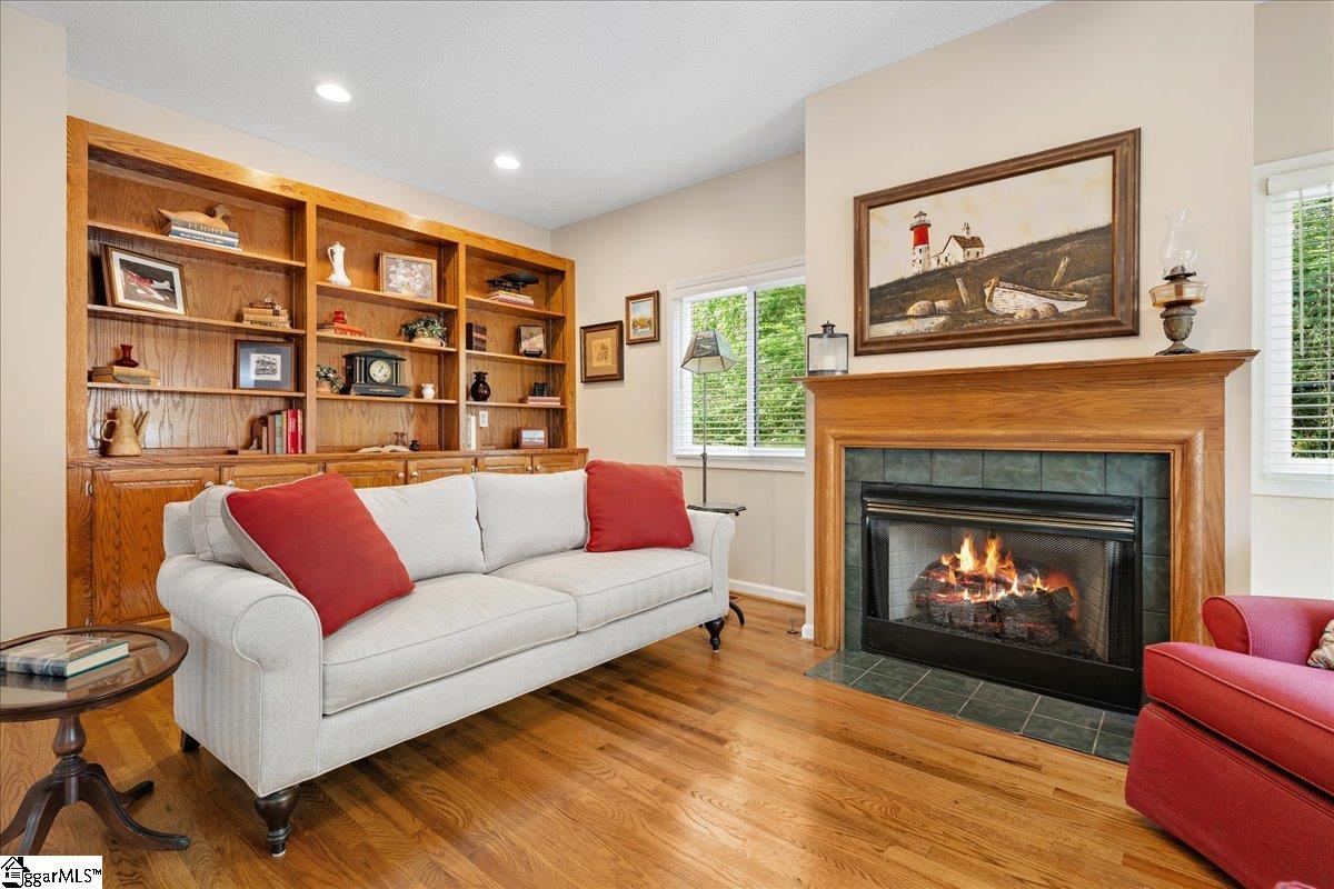 108 Commons Drive Easley, SC 29642 - Photo 3 of 36