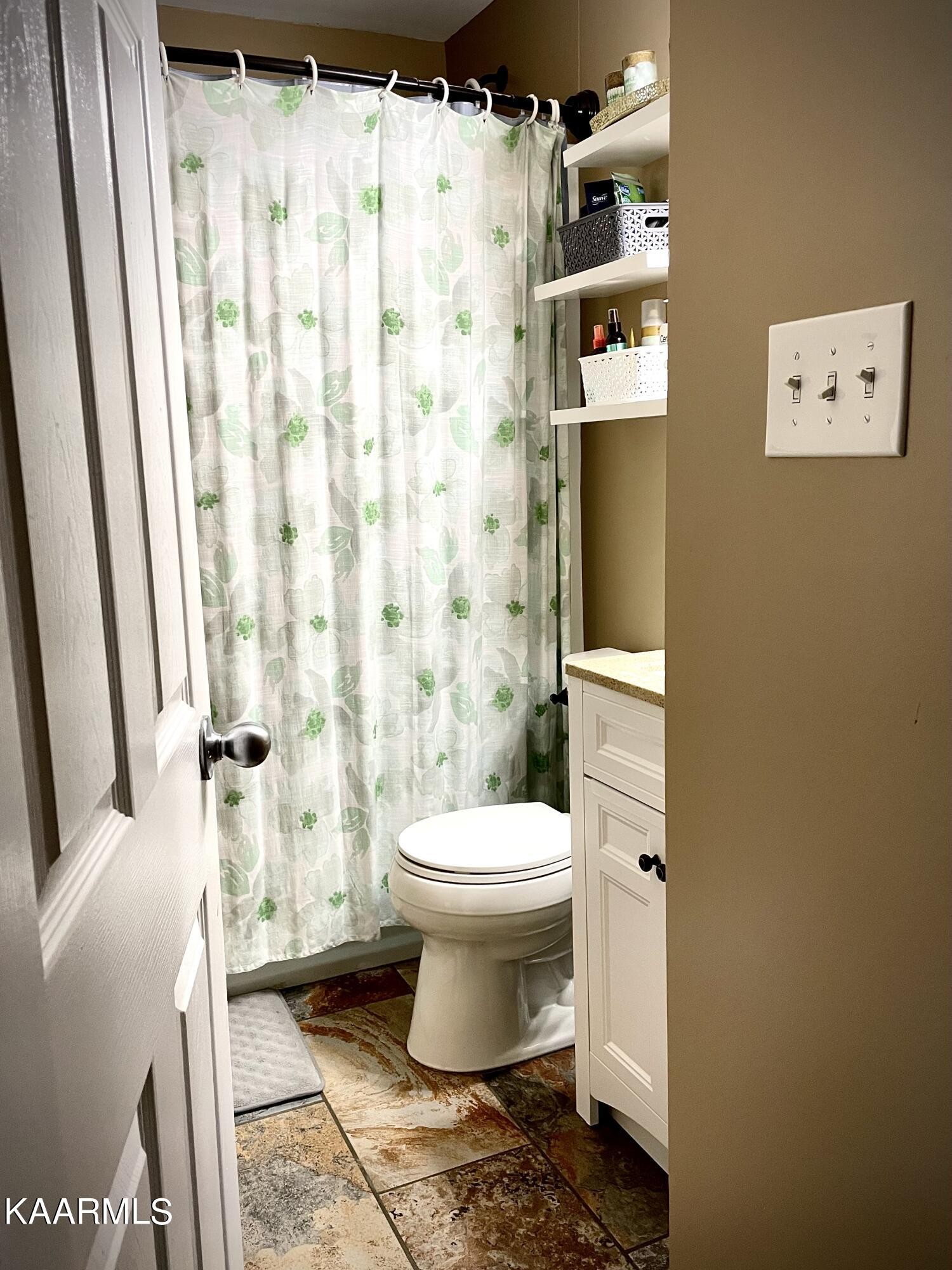 109 Pembroke Road Oak Ridge, TN 37830 - Photo 20 of 32