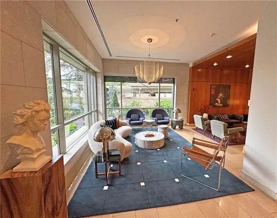 $665,000 | 4950 Central Street, Unit 102, Kansas City, MO 64112