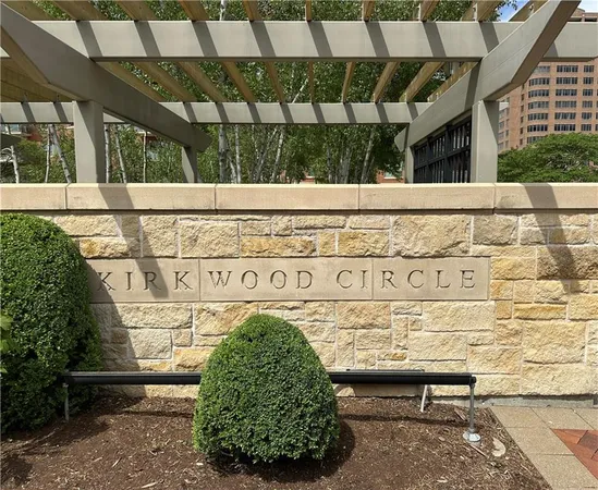$665,000 | 4950 Central Street, Unit 102, Kansas City, MO 64112