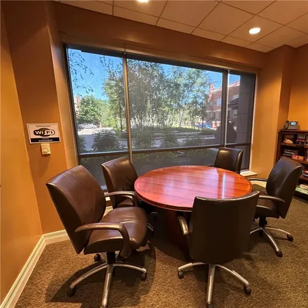 $665,000 | 4950 Central Street, Unit 102, Kansas City, MO 64112