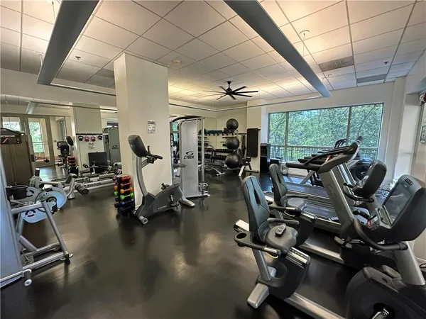 $665,000 | 4950 Central Street, Unit 102, Kansas City, MO 64112