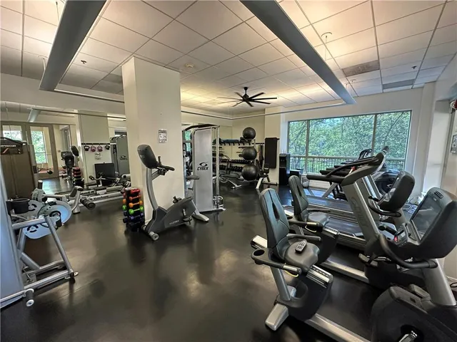 $700,000 | 4950 Central Street, Unit 102, Kansas City, MO 64112