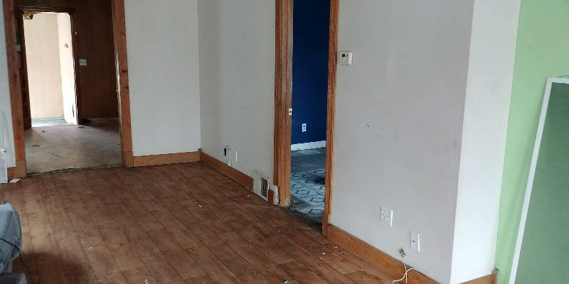 305.5 South Catherine Street Bay City, MI 48708 - Photo 6 of 6