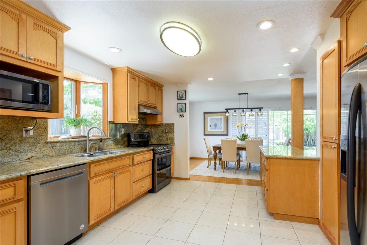 1027 Edmonds Court Sunnyvale, CA 94087 - Photo 13 of 30