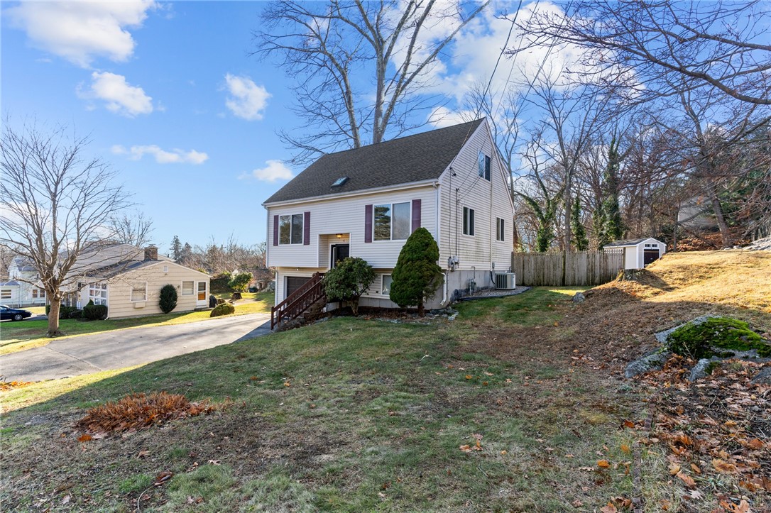 4 Cobble Hill Road Lincoln, RI 02865 - Photo 1 of 37 Gallery Image 1