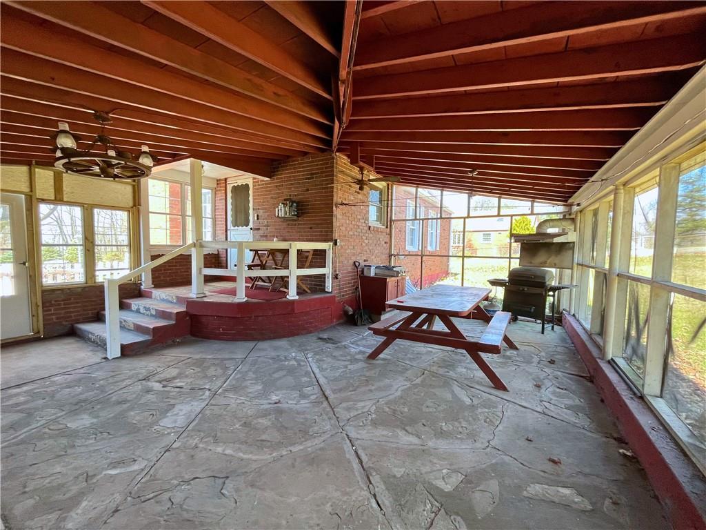 1182 Hunter Road Verona, PA 15147 - Photo 16 of 19 Gallery Image 16