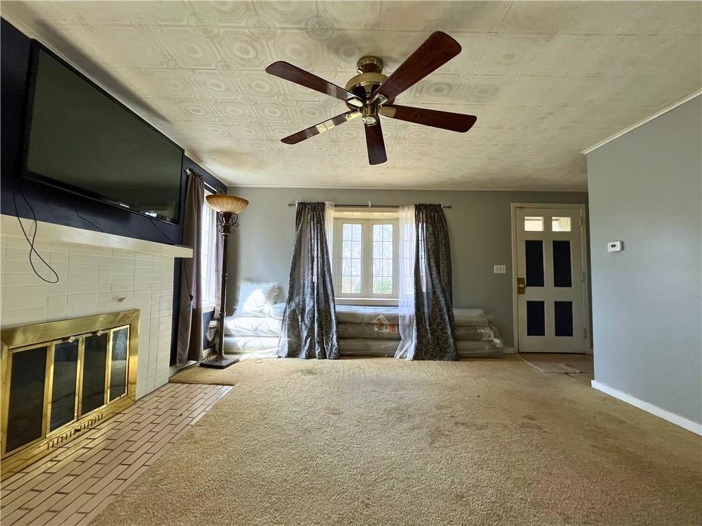 1182 Hunter Road Verona, PA 15147 - Photo 3 of 19 Gallery Image 3