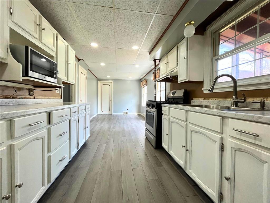 1182 Hunter Road Verona, PA 15147 - Photo 6 of 19 Gallery Image 6
