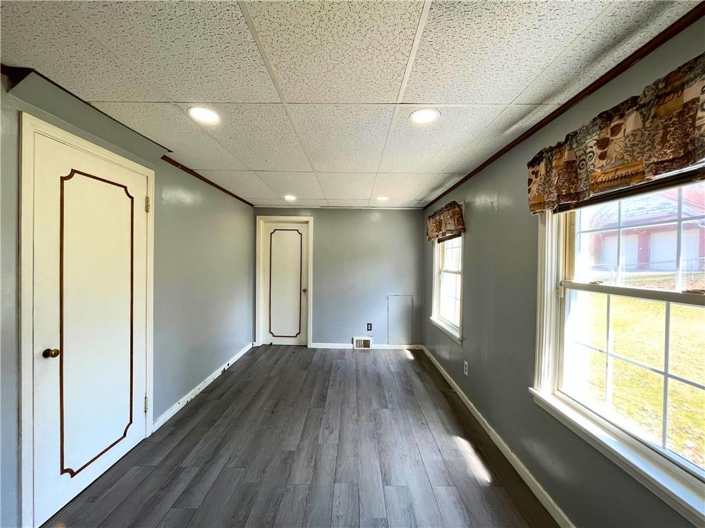 1182 Hunter Road Verona, PA 15147 - Photo 8 of 19 Gallery Image 8