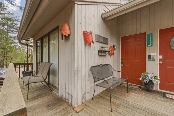 $160,000 | 178 Holly Hill Circle, Unit 229H, Holly Lake Ranch, TX 75765
