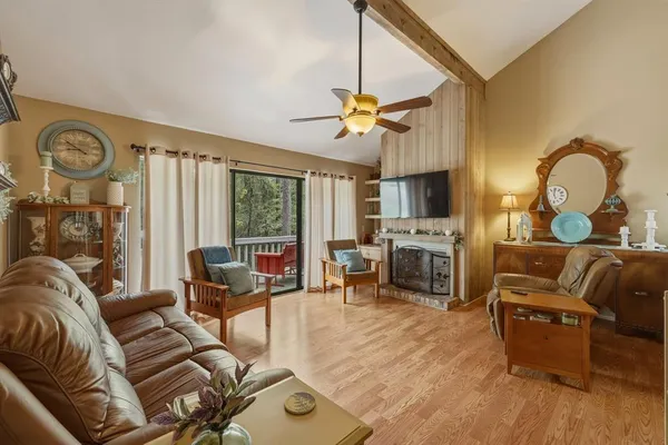 $160,000 | 178 Holly Hill Circle, Unit 229H, Holly Lake Ranch, TX 75765