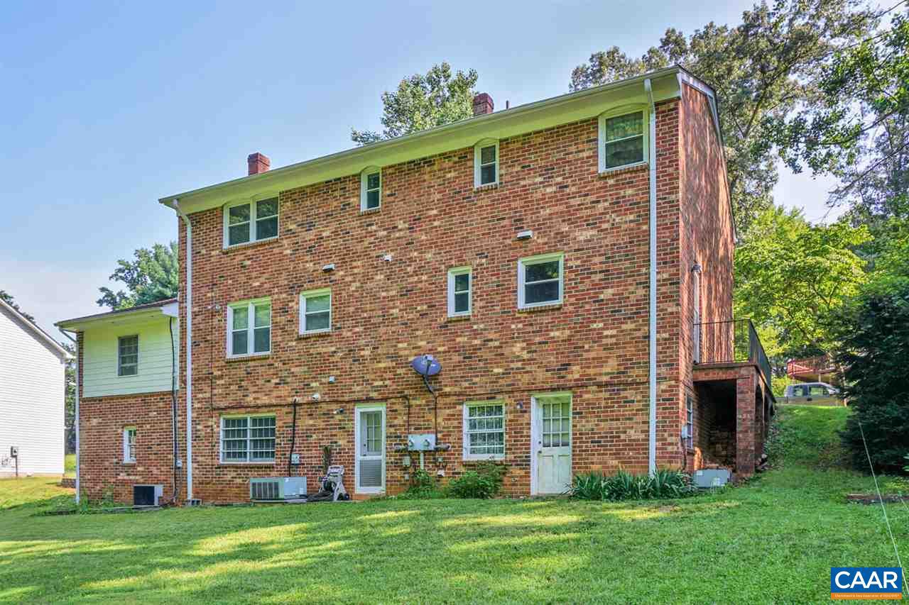 712 Rockcreek Road, Unit B Charlottesville, VA 22903 - Photo 6 of 12
