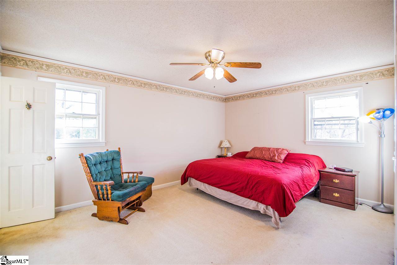 108 Holly Road Taylors, SC 29687 - Photo 13 of 23 Gallery Image 13