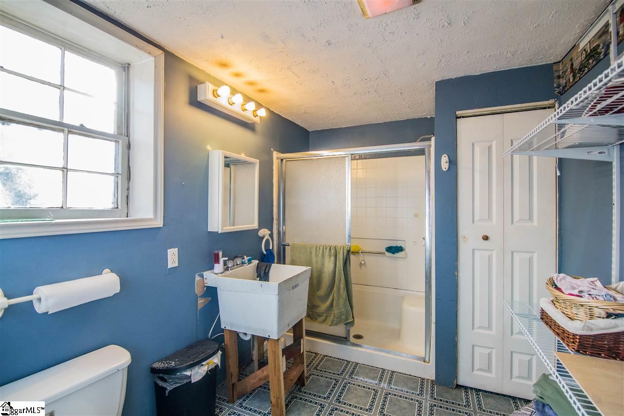 108 Holly Road Taylors, SC 29687 - Photo 17 of 23 Gallery Image 17