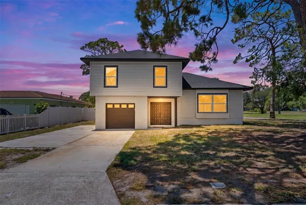 $585,000 | 1801 Lakewood Drive South, St. Petersburg, FL 33712