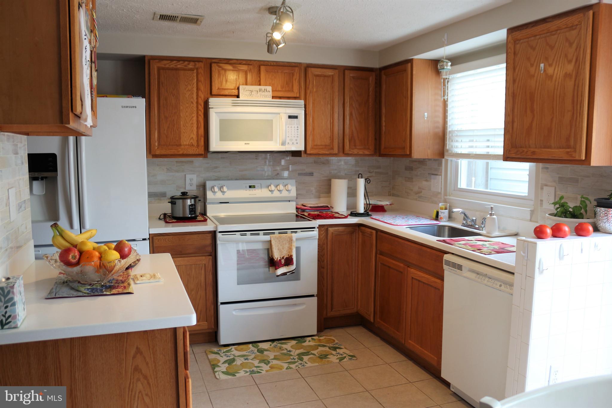 513 Riggs Court Frederick, MD 21703 - Photo 3 of 27 Gallery Image 3