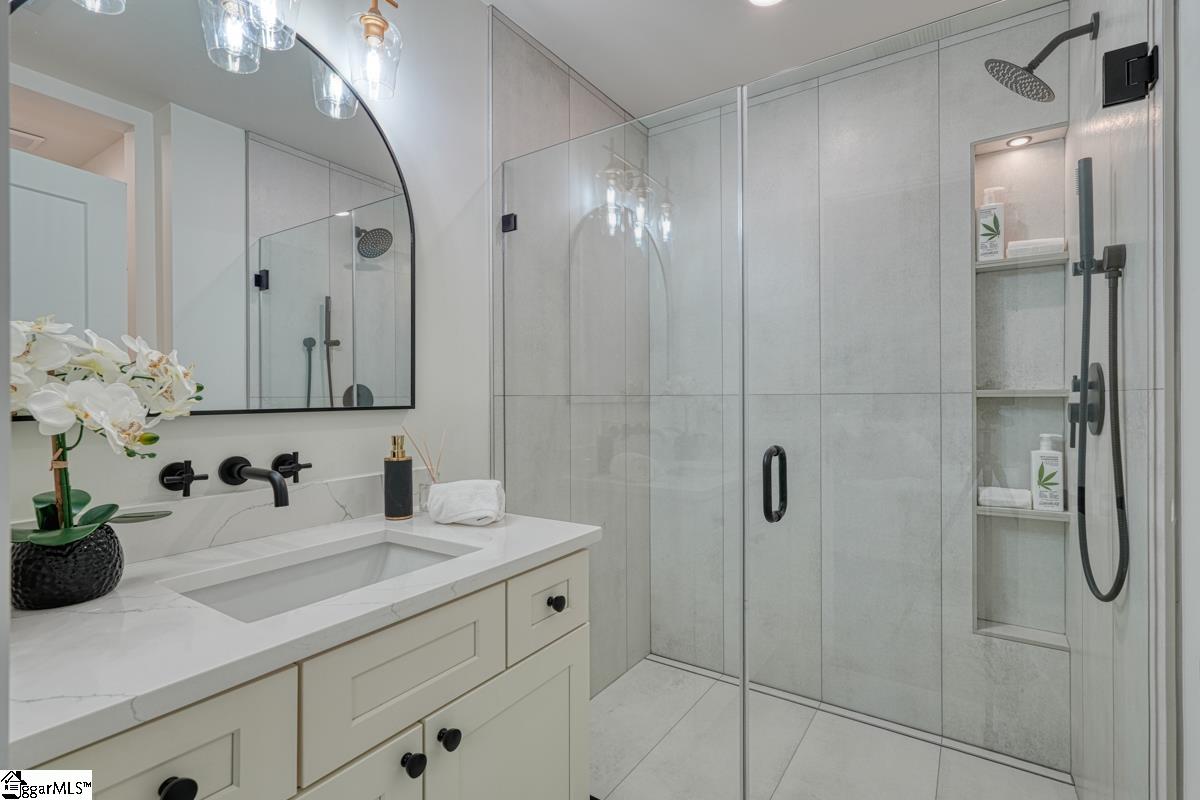 140 Rose Circle Greenville, SC 29607 - Photo 22 of 36 Gallery Image 22