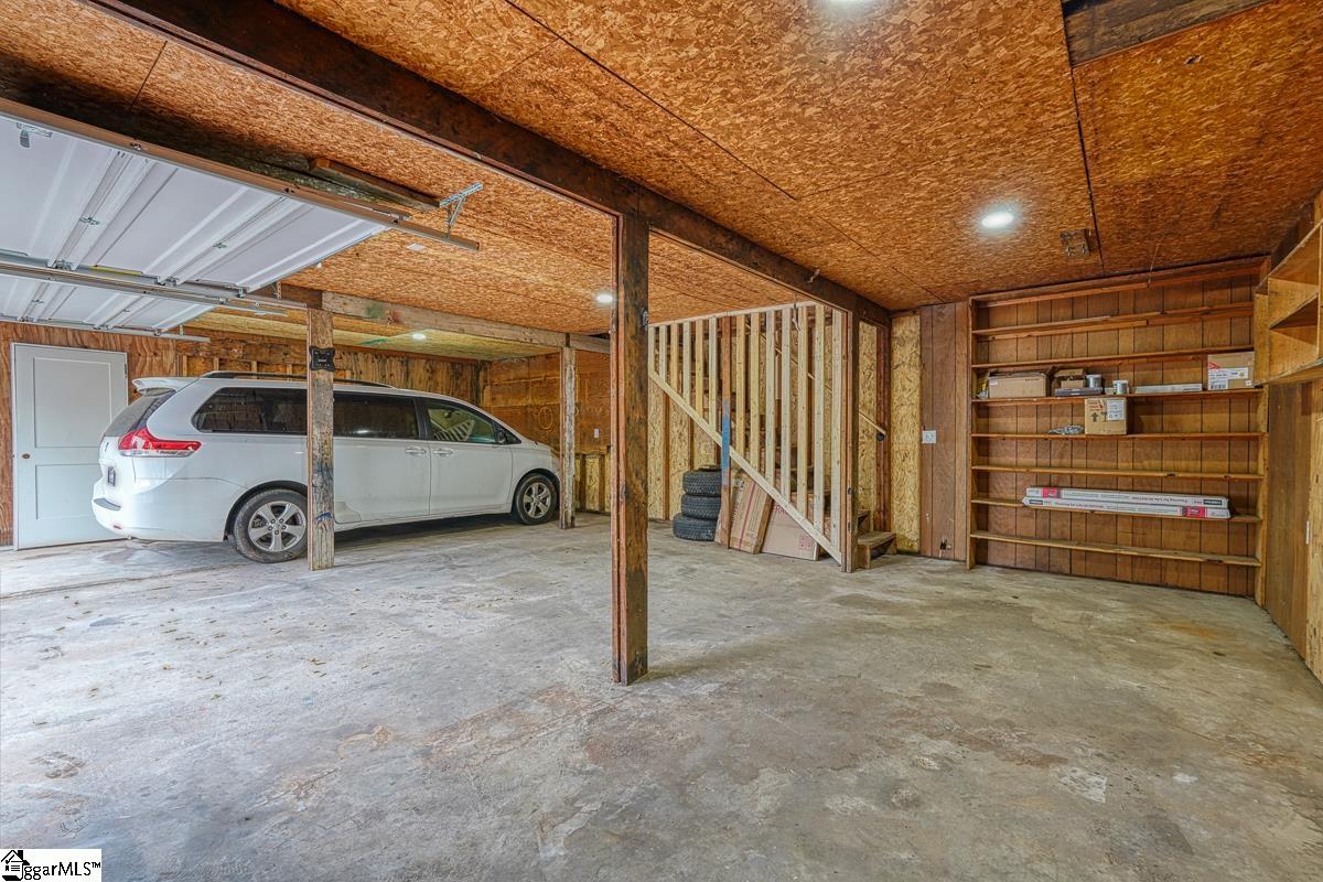 140 Rose Circle Greenville, SC 29607 - Photo 33 of 36 Gallery Image 33