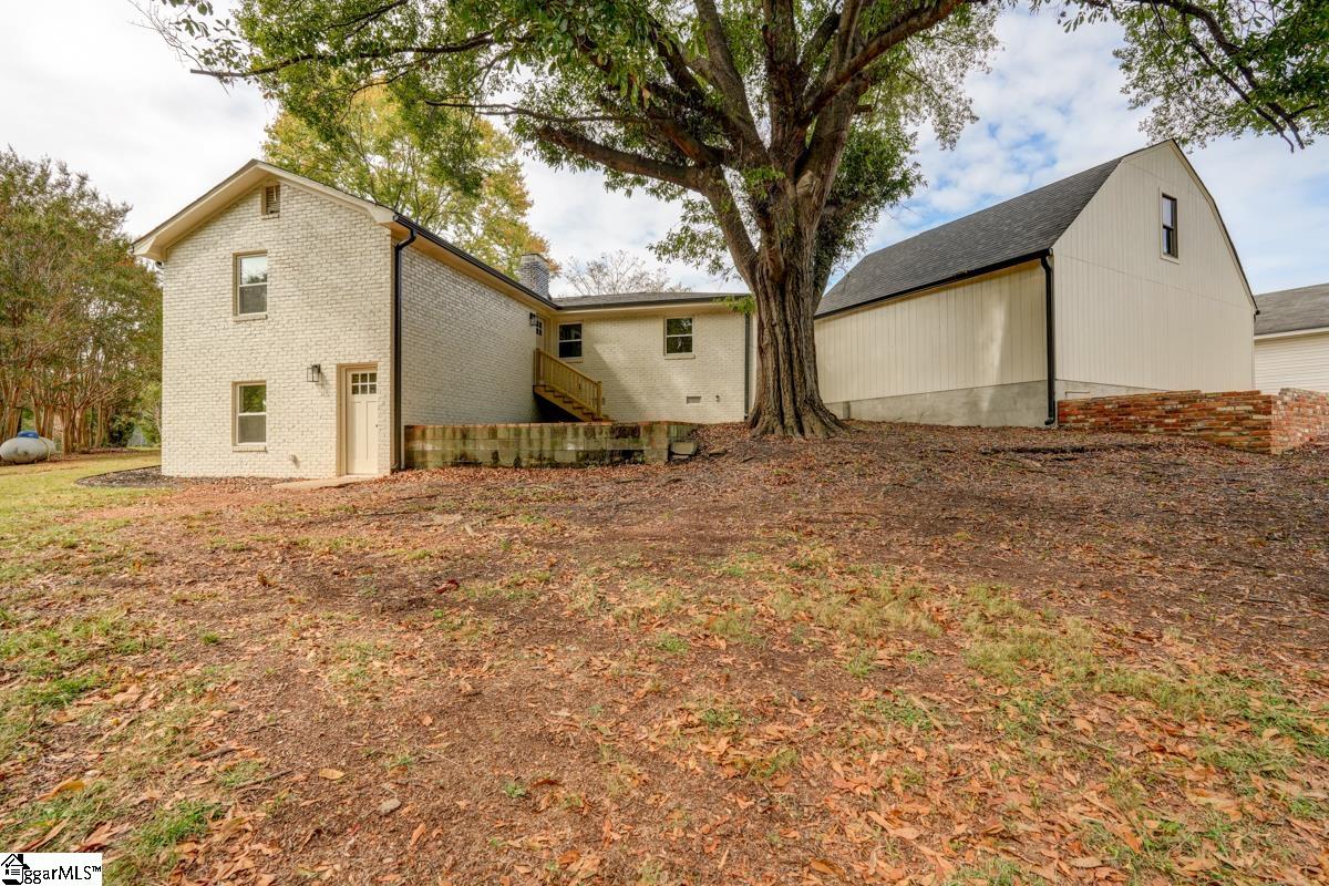 140 Rose Circle Greenville, SC 29607 - Photo 34 of 36 Gallery Image 34