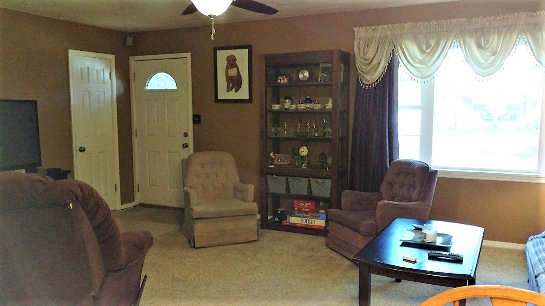 305 North Shellbark Road Muncie, IN 47304 - Photo 4 of 16