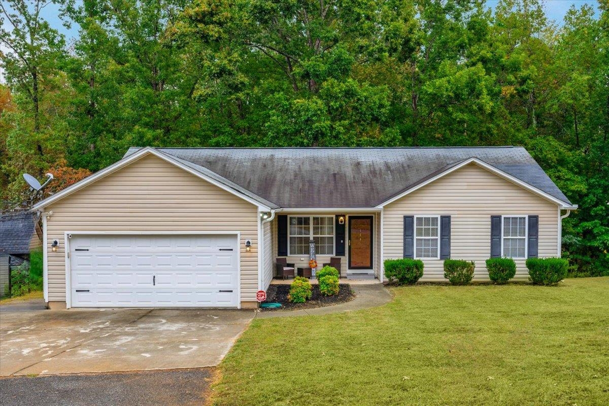 150 Forrest Drive Fountain Inn, SC 29644 - Photo 1 of 25 Gallery Image 1