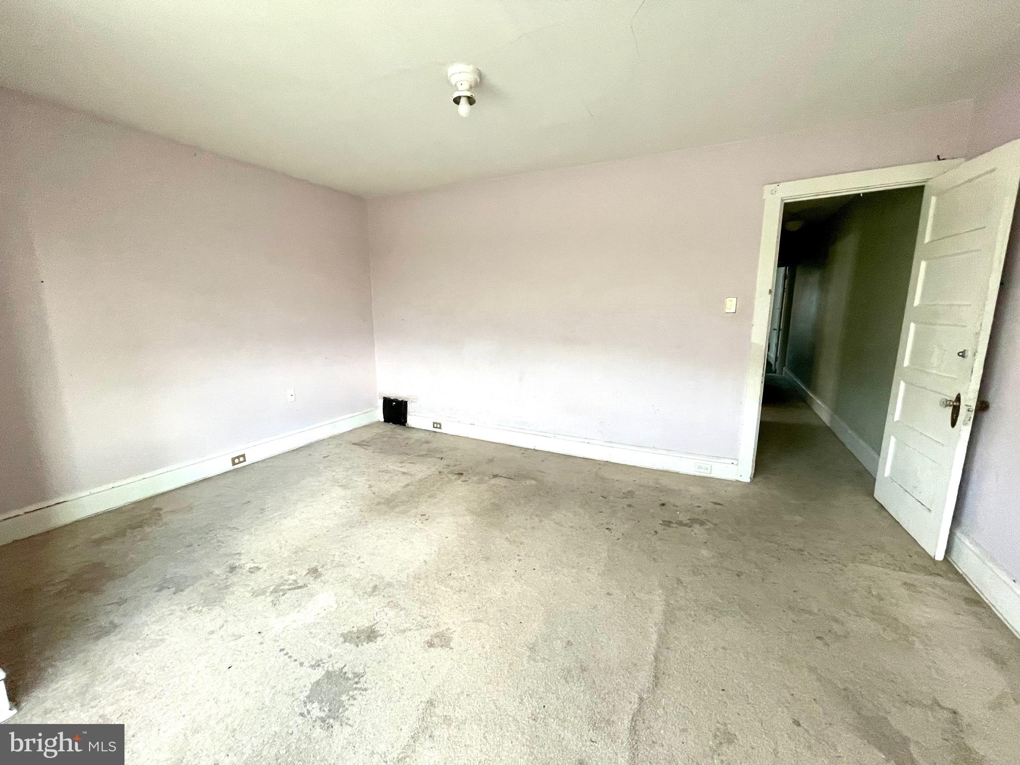 1124 Exeter Street Reading, PA 19604 - Photo 20 of 39 Bedroom