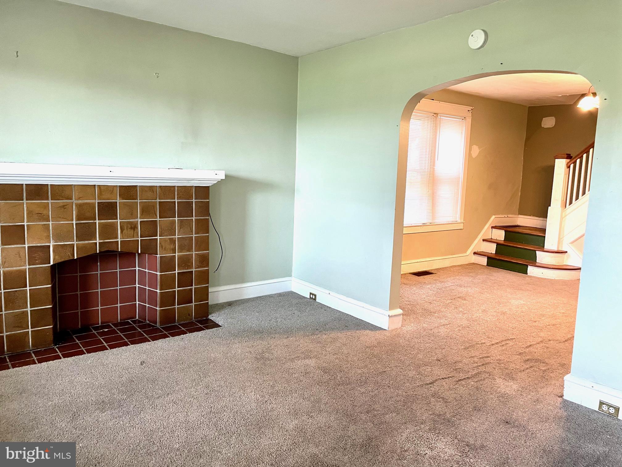 1124 Exeter Street Reading, PA 19604 - Photo 7 of 39