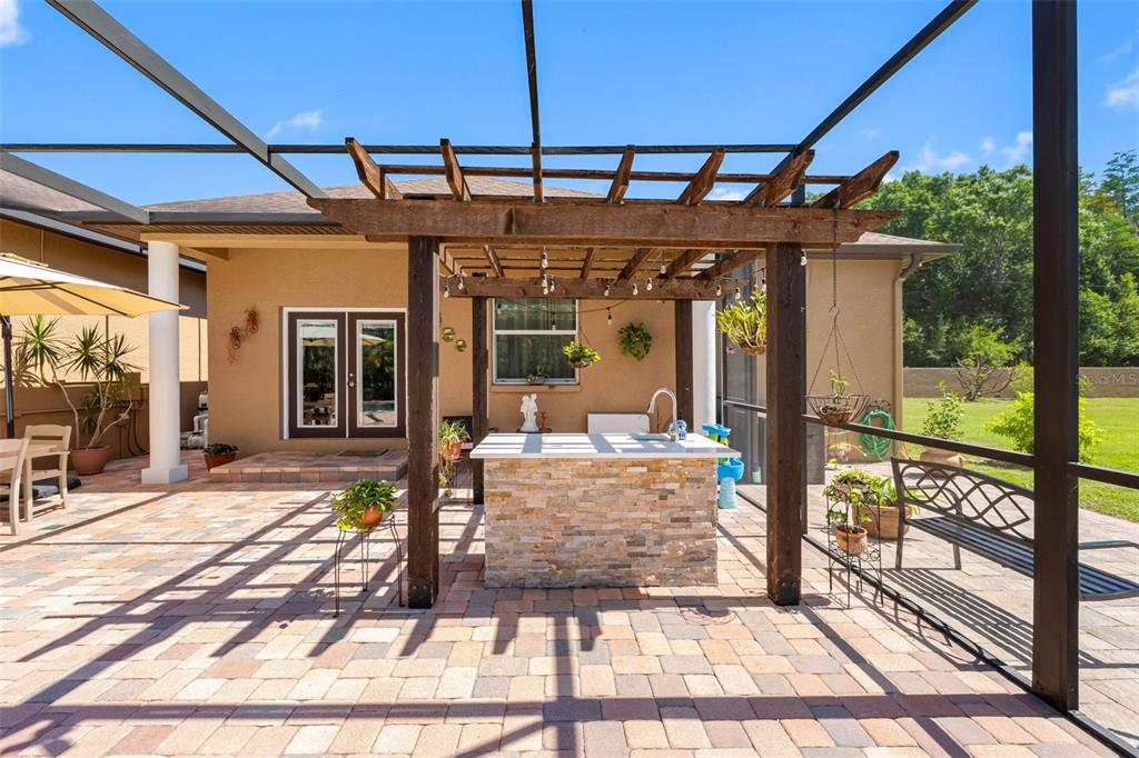 17117 Lakeshore Road Lutz, FL 33558 - Photo 42 of 48