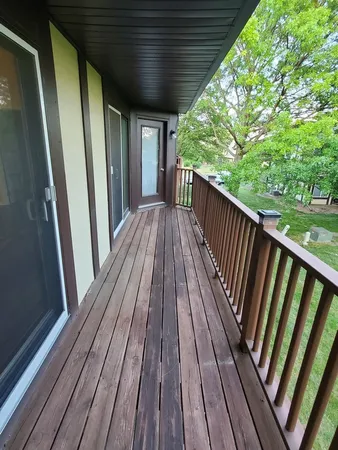 $2,200 | 357 Bloomfield Lane, Unit 3, Glen Ellyn, IL 60137