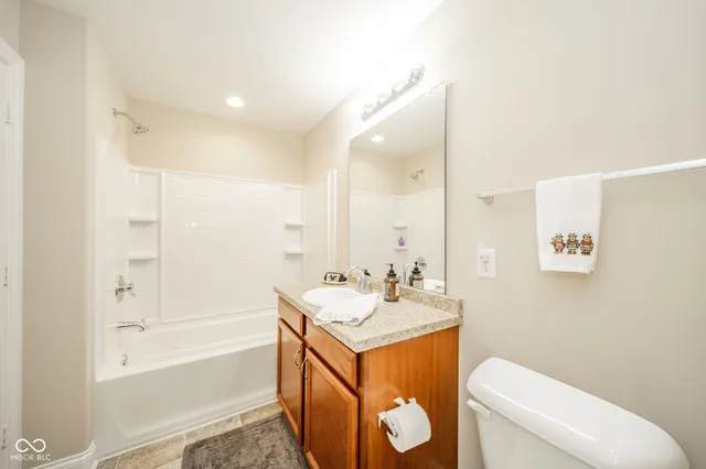 $255,000 | 541 Greenwood Trace Drive, Whiteland, IN 46184