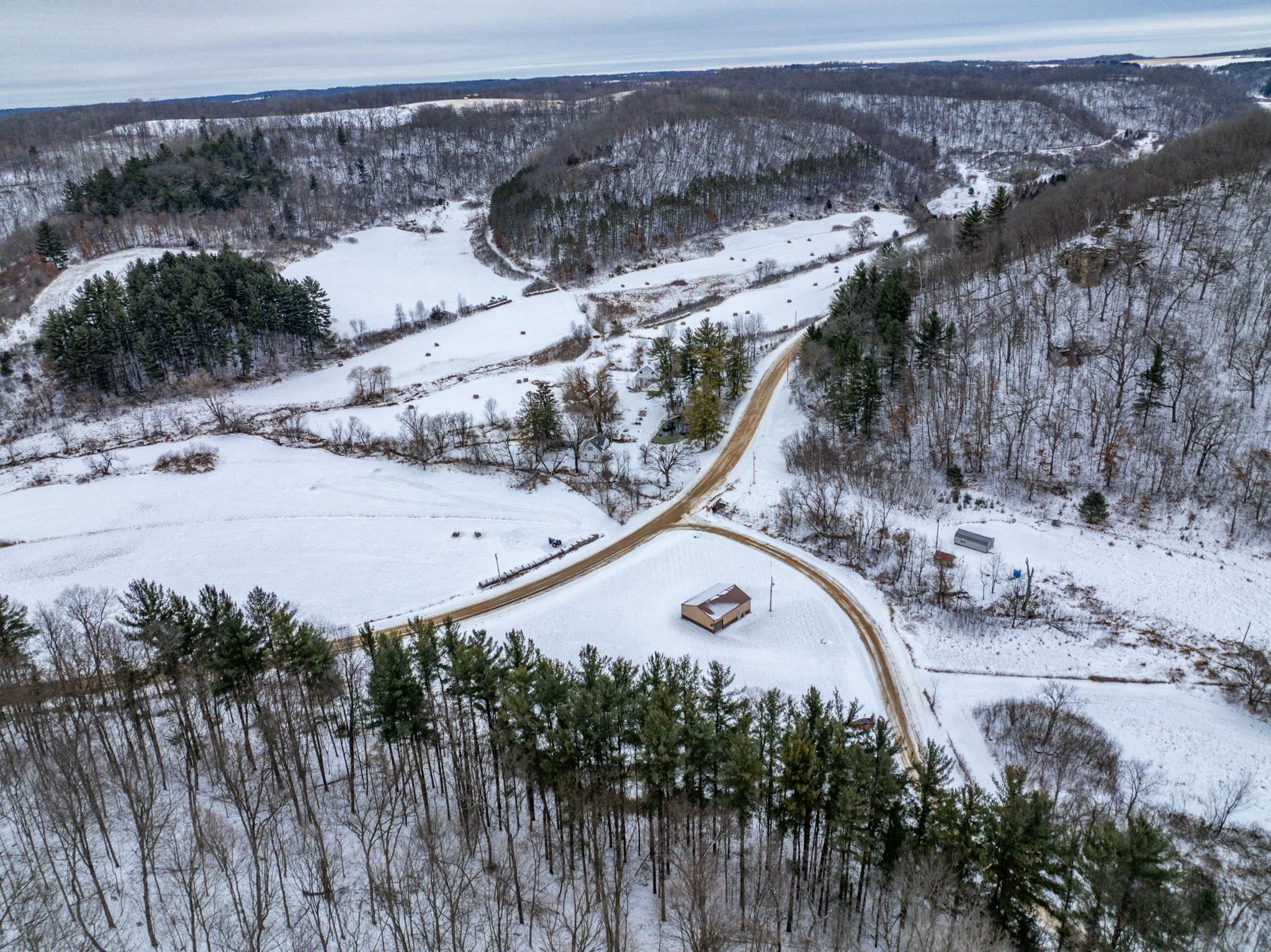 29431 Maxwell Hill Road Cazenovia, WI 53924 - Photo 35 of 47