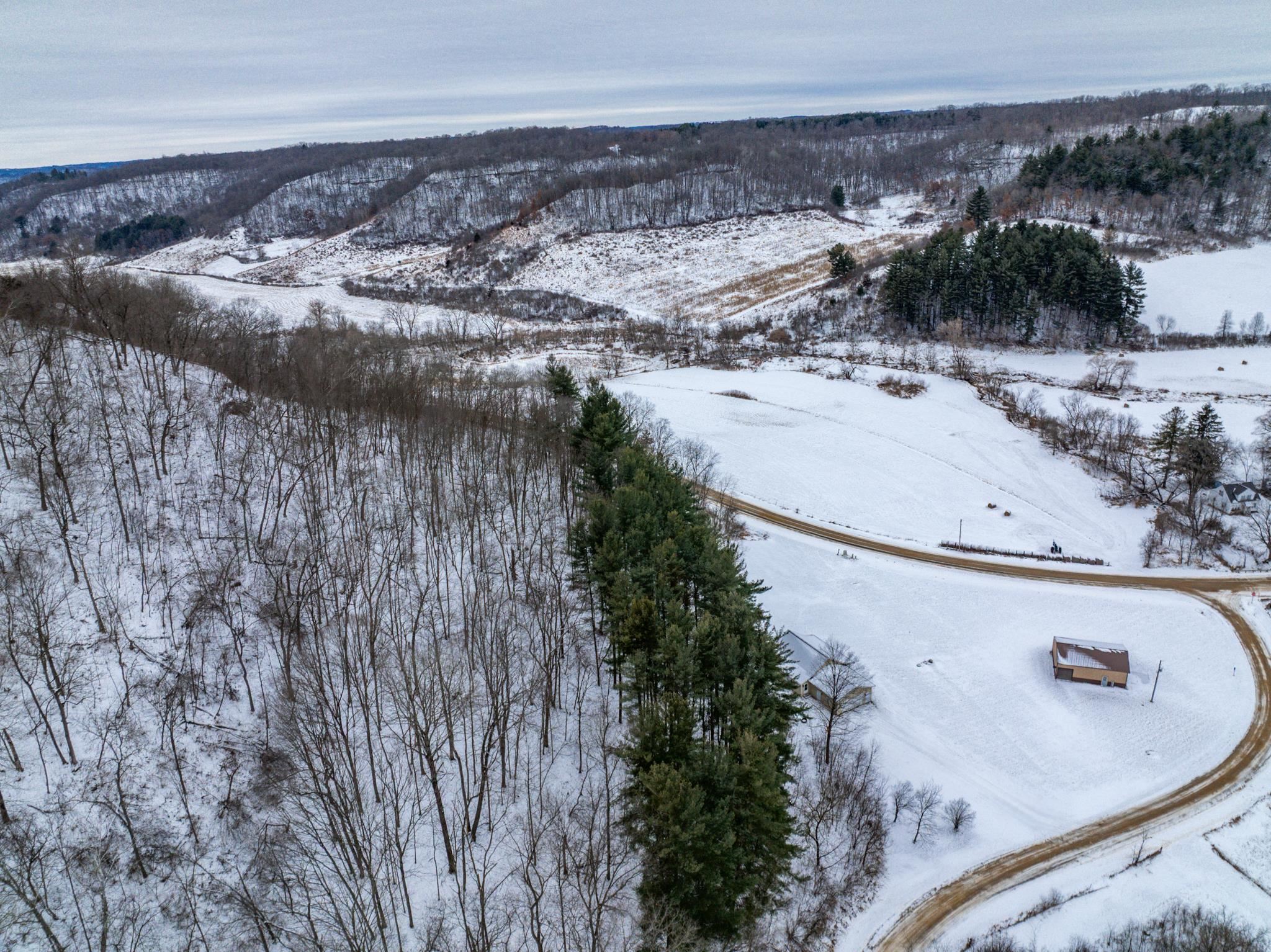29431 Maxwell Hill Road Cazenovia, WI 53924 - Photo 37 of 47