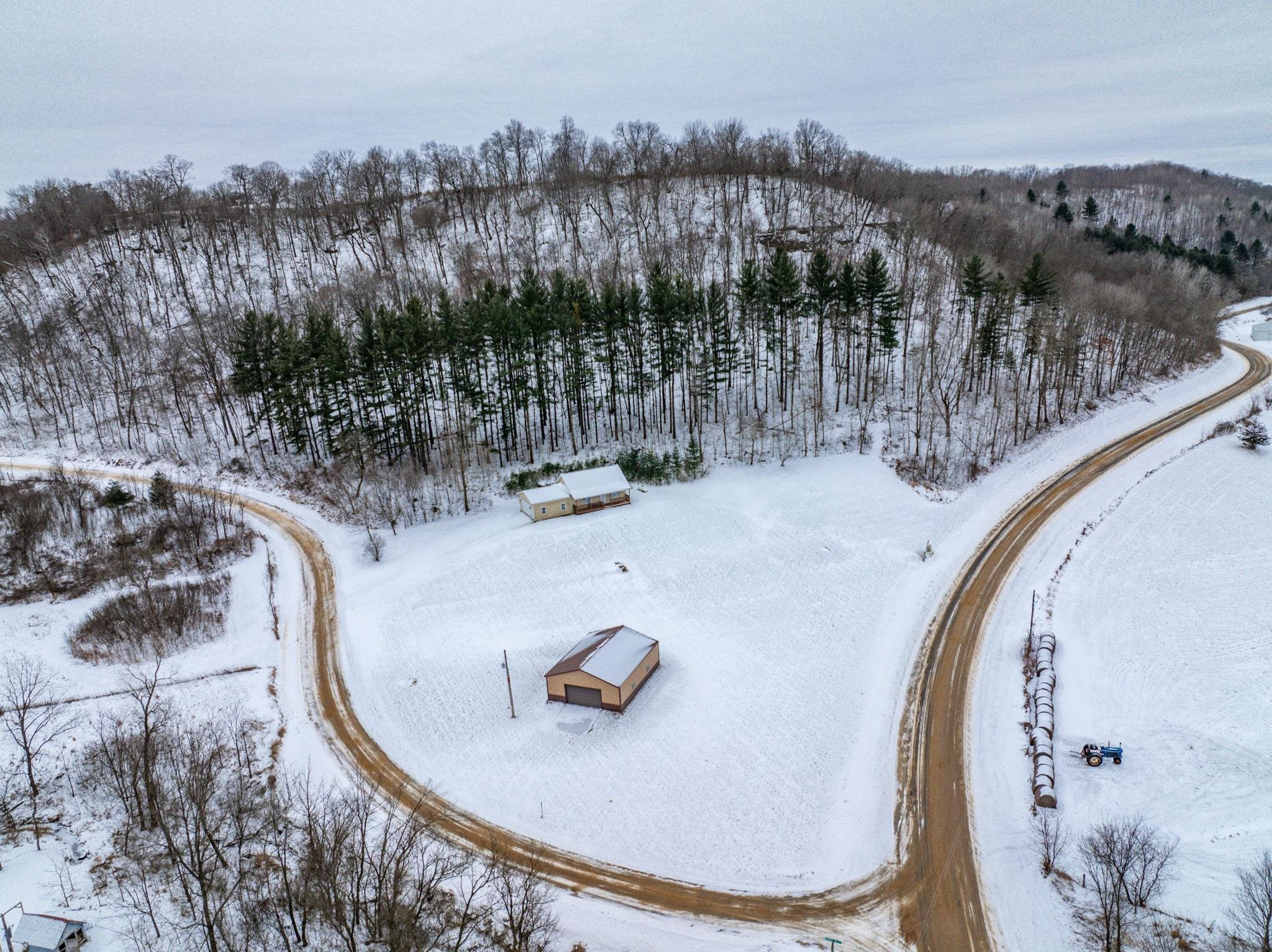 29431 Maxwell Hill Road Cazenovia, WI 53924 - Photo 45 of 47