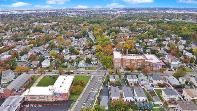 $1,198,888 | 301 Slosson Avenue | Sunnyside