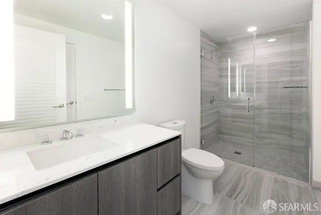 $4,390 | 318 Main Street, Unit 5A, San Francisco, CA 94105