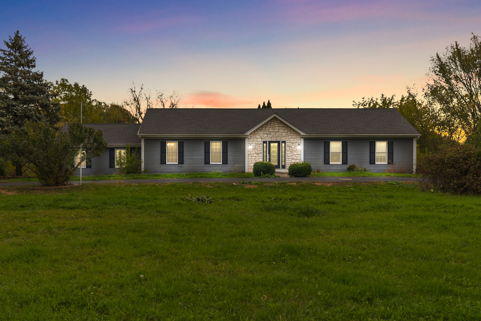 36W340 Huntley Road Dundee, IL 60110 - Photo 32 of 36 Gallery Image 32