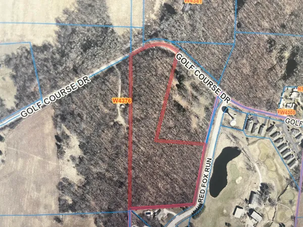 $325,000 | 4 Golf Course Drive, Fond du Lac, WI 54937