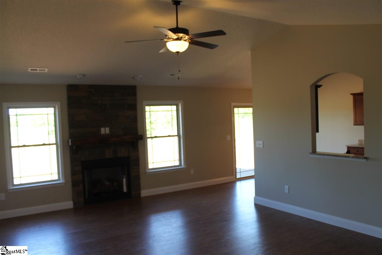 213 Butler Road Lyman, SC 29365 - Photo 5 of 22