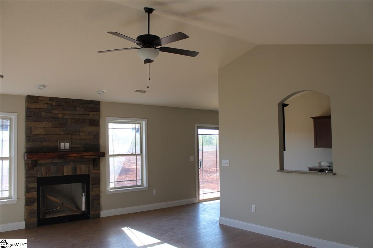 213 Butler Road Lyman, SC 29365 - Photo 8 of 22