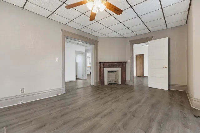 $290,000 | 537 Hartford Avenue, Aurora, IL 60506