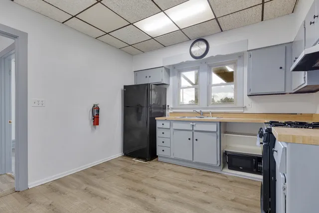 $290,000 | 537 Hartford Avenue, Aurora, IL 60506