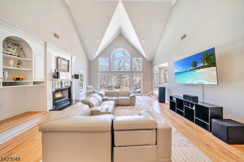 42 Calais Road Mendham, NJ 07945 - Photo 9 of 50