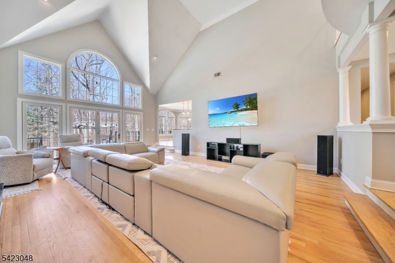 42 Calais Road Mendham, NJ 07945 - Photo 10 of 50